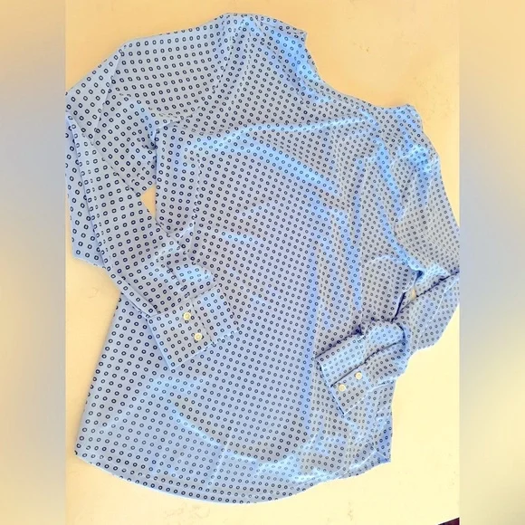 Ann Taylor Light Blue Geometric V-Neck Blouse - Picture 6 of 6